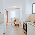 Karolina - Oasis With Free Parking