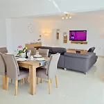 Apartment Karolina - Oasis With Free Parking Pula