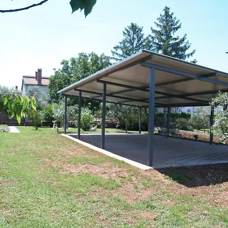Karolina - Oasis With Free Parking Pula