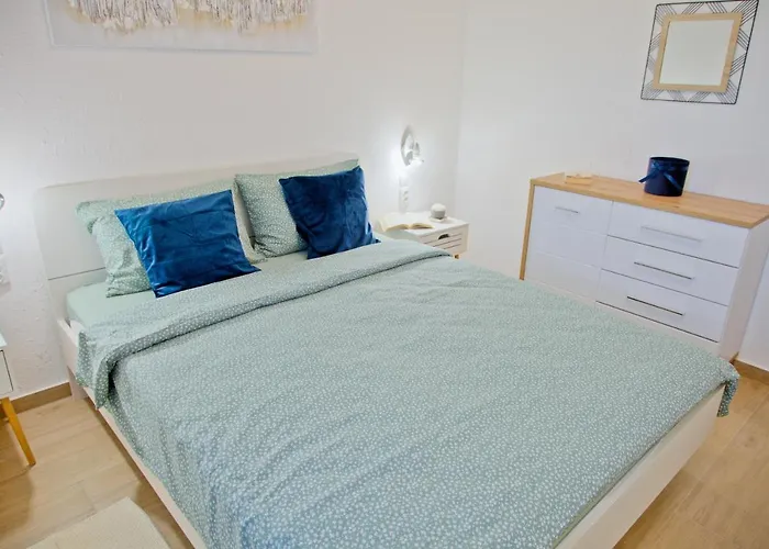 Karolina - Oasis 普拉