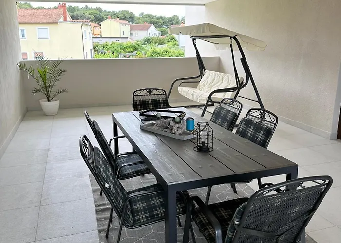 Apartment Karolina - Oasis Pula